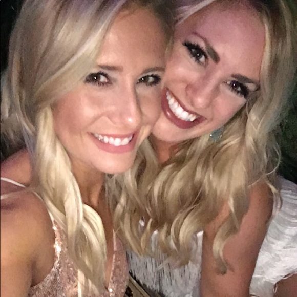 Meet your Posher, Hannah - Picture 6 of 8